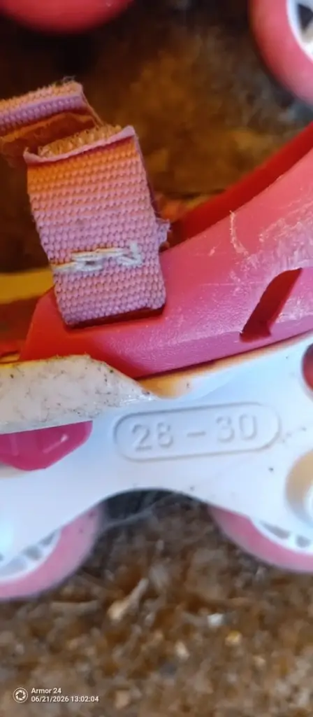 4 / 7