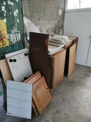 Donez lemne pentru foc